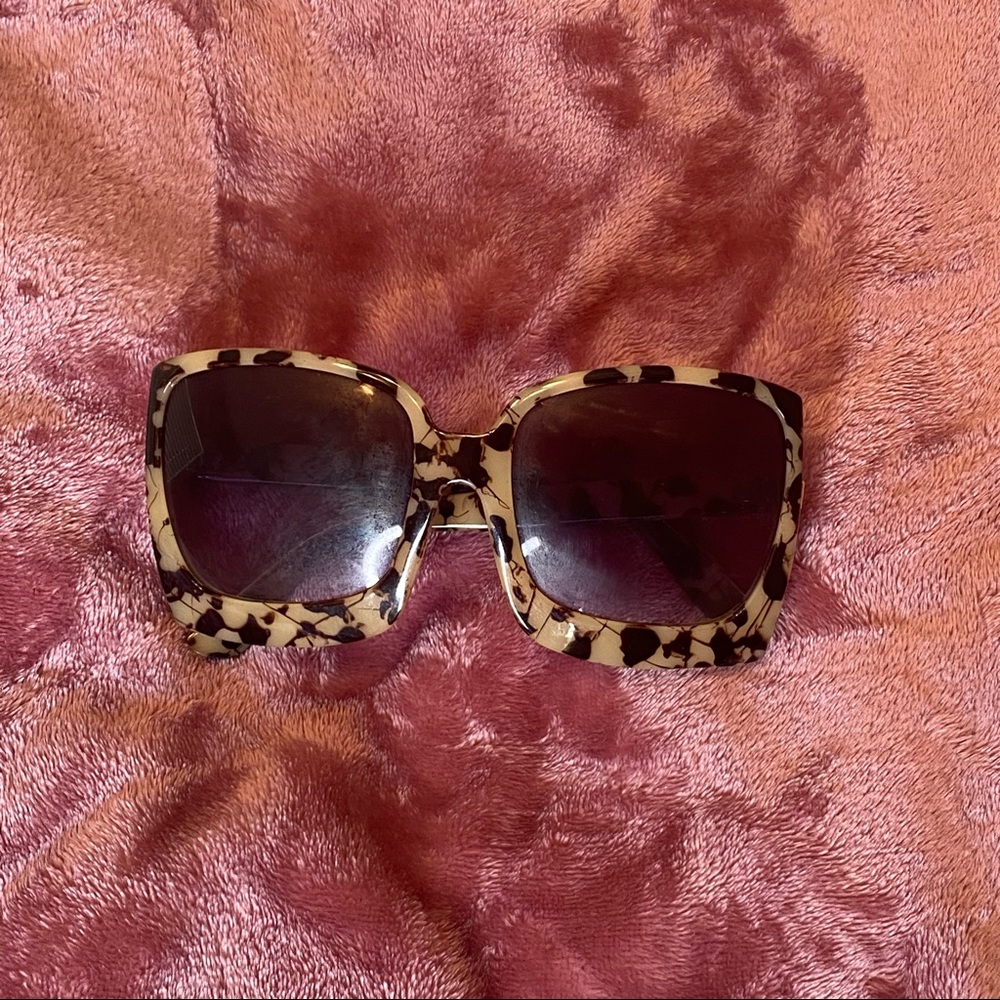 Tan Designed Sunglasses.